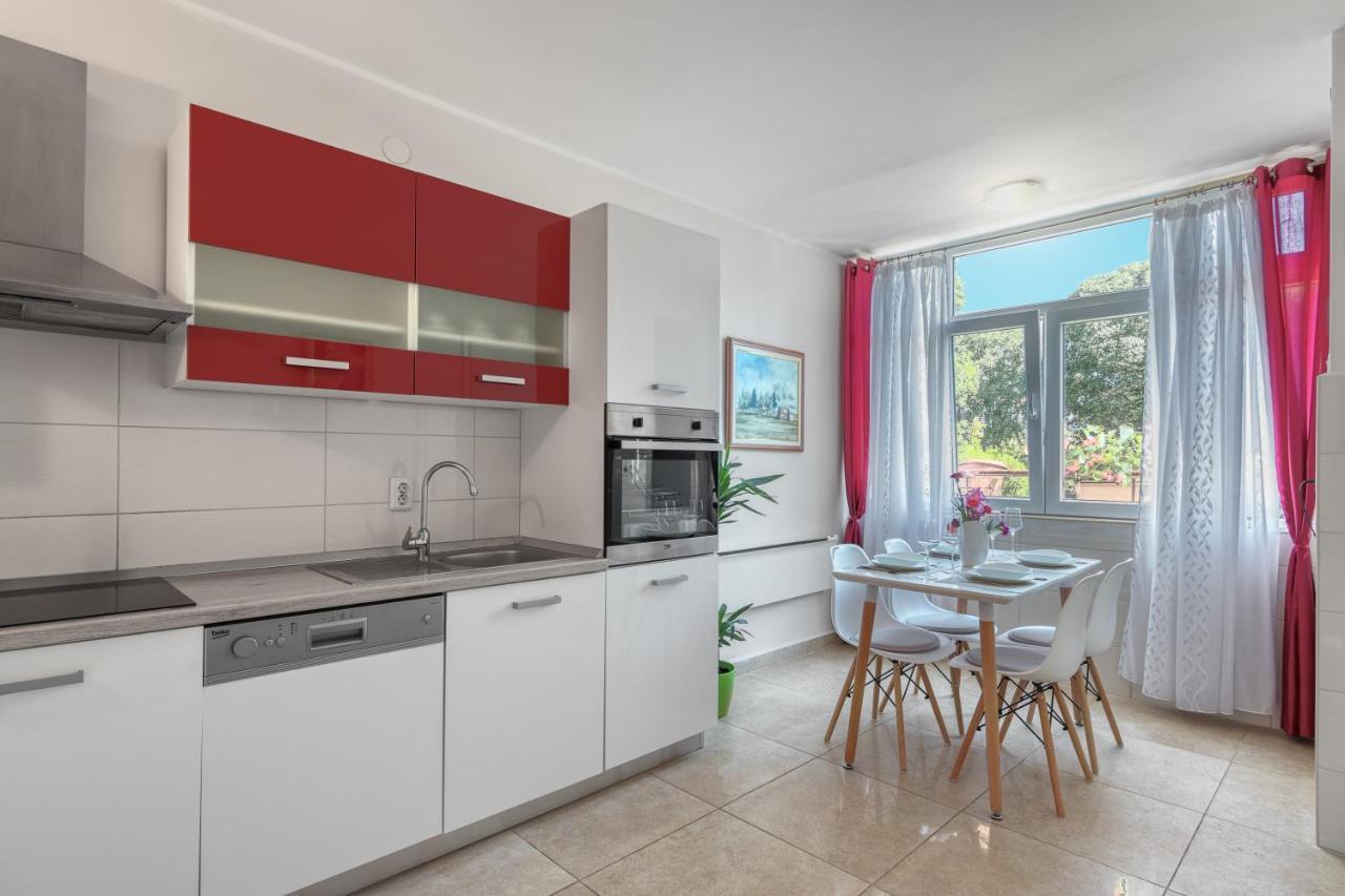 M & M Apartment Pula Zewnętrze zdjęcie